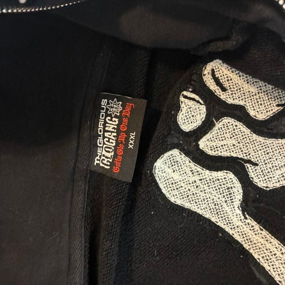 Unbranded Men's Black Hoodie - Picture 3 of 4